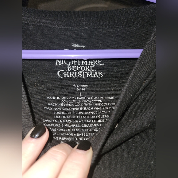 Jack skellington tshirt - Picture 2 of 2